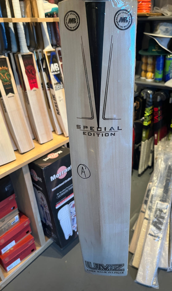 UMZ MALIK 7 STAR SPECIAL EDITION CRICKET BAT