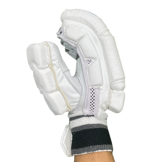 MC EARL BATTING GLOVES - LH