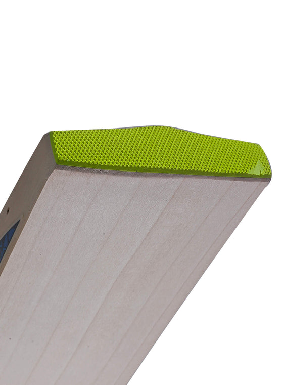 CA PLUS 3000 CRICKET BAT