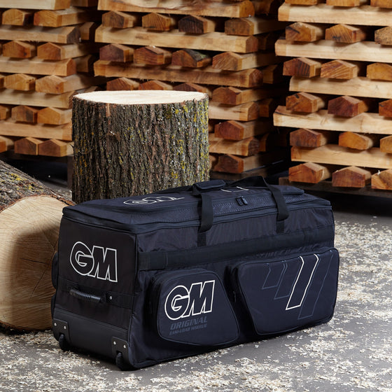 GM ORIG EASI-LOAD WHEELIE BAG (BLACK) - Monarch Cricket
